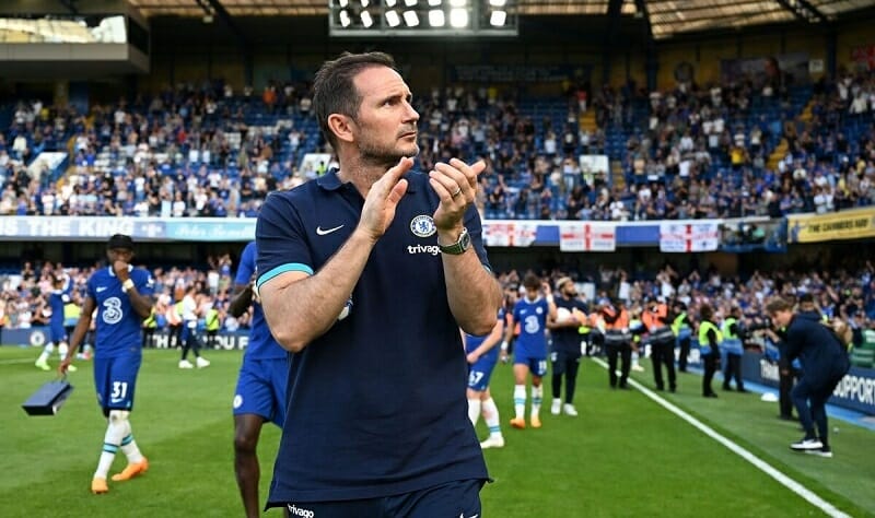Lampard phản ứng thế nào khi Everton trụ hạng thành công